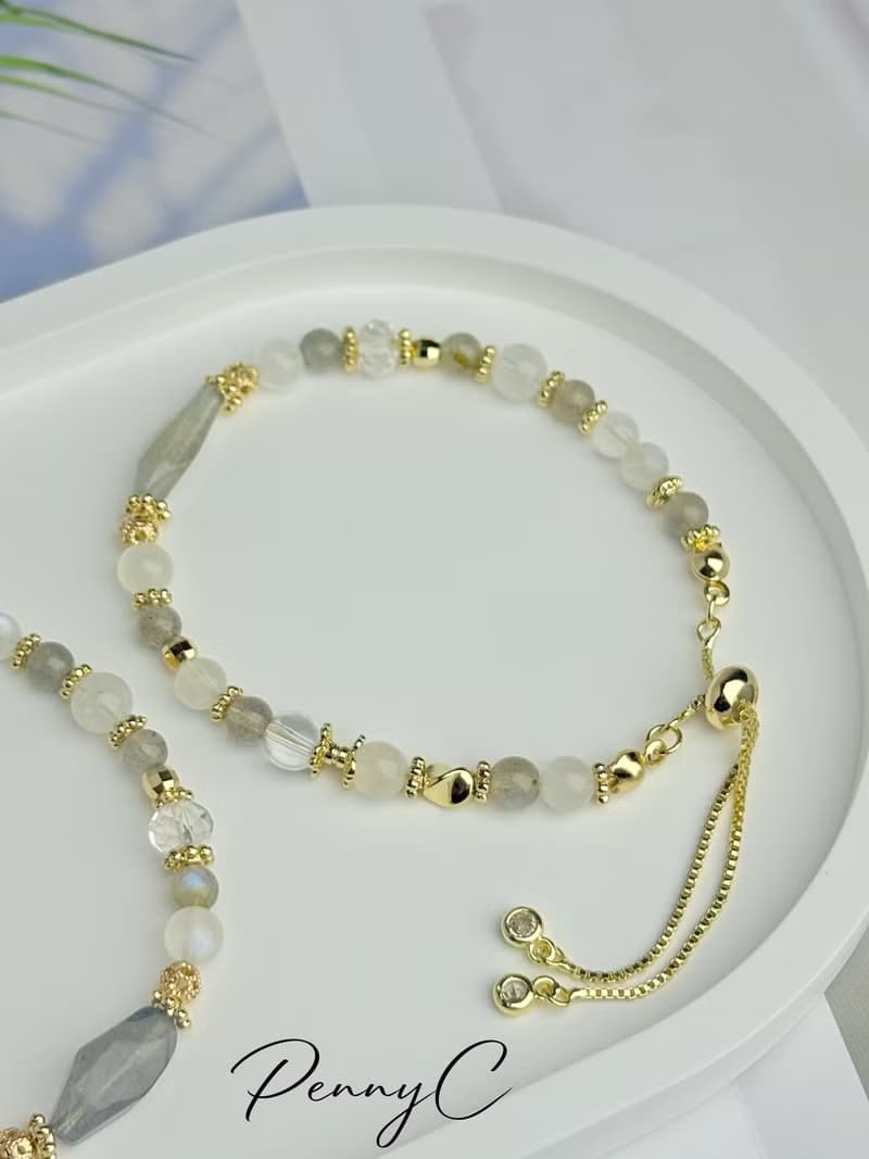 水晶手鍊 拉長石 月光石 穩定情緒 舒緩壓力 幫助睡眠