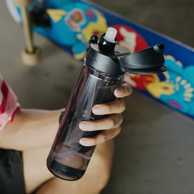 AquaStand磁吸水壺-Tritan800ml(附吸管)MagSafe兼容支架運動水壺