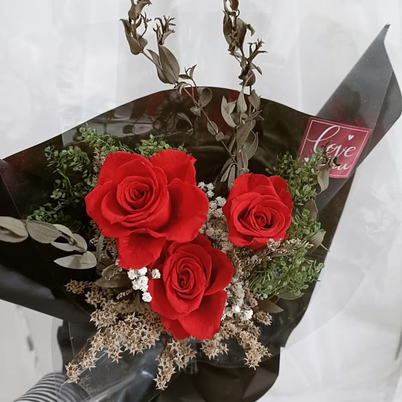 紅玫瑰永生乾燥花束  結婚求婚告白捧花外拍週年情人節生日交換禮
