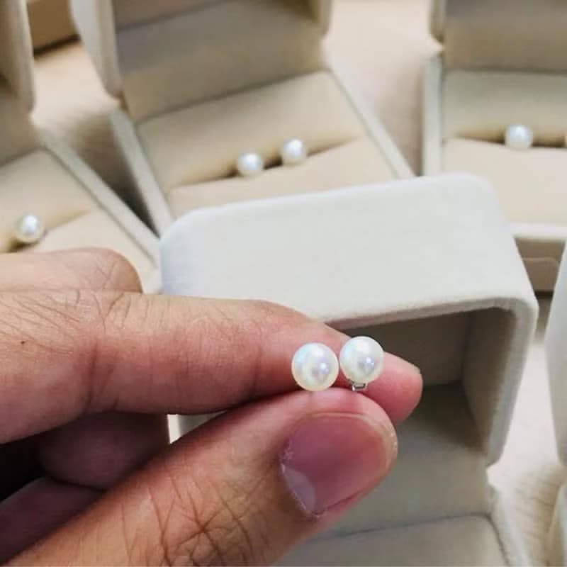 暢銷七夕情人節禮物 | 經典白領 | 耳針式  | 天然珍珠耳環