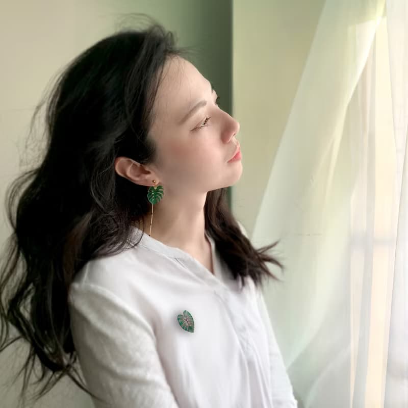耳環 龜背芋 觀葉 植物 樹脂 水鑽 銀飾 耳夾  禮物 禮盒 情人節
