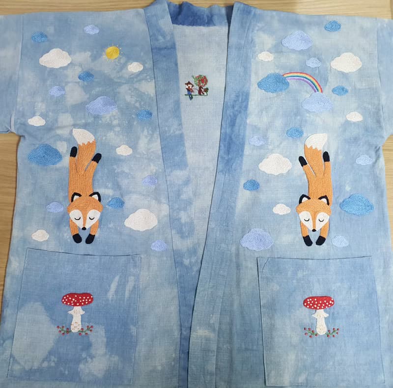 手工刺繡開衫、狐狸、松樹、雲