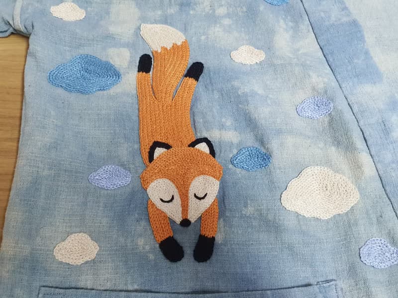 手工刺繡開衫、狐狸、松樹、雲