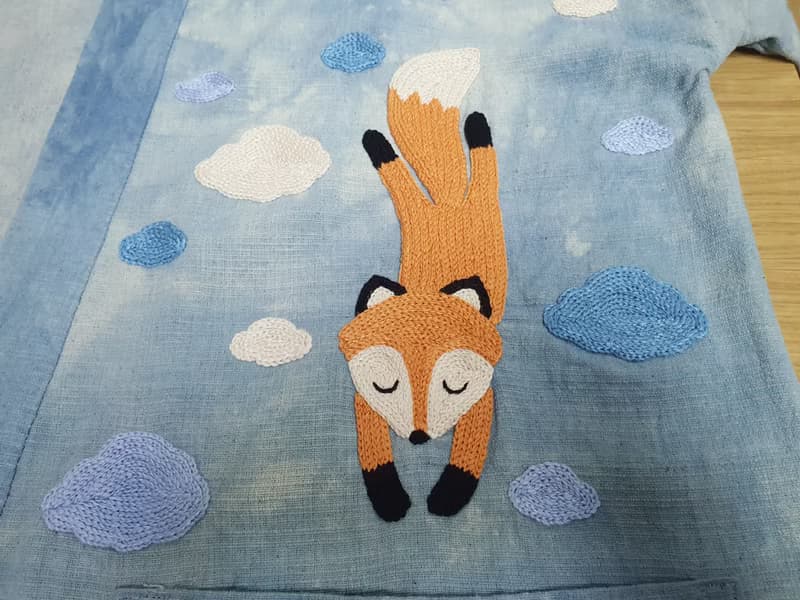 手工刺繡開衫、狐狸、松樹、雲