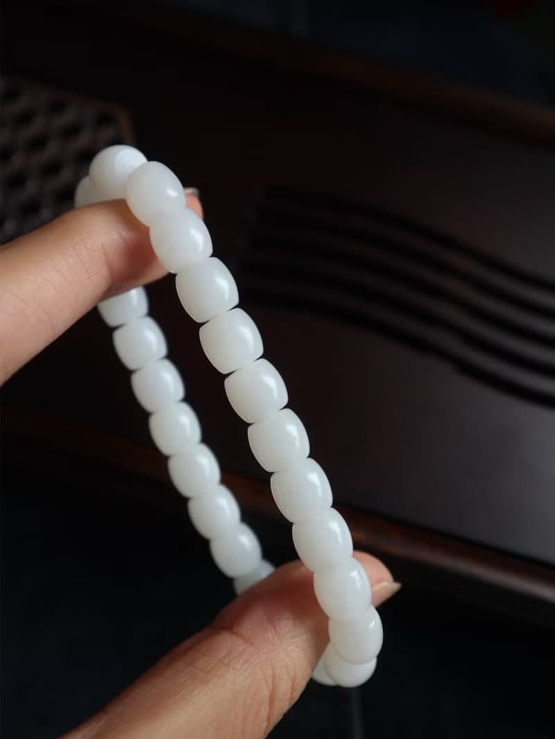 天然和田玉羊脂玉手鏈老型珠和田玉手鏈脂份好玉質細膩平安喜樂