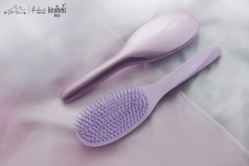Maria聯名 亮澤光感按摩梳(長柄) | 潘朵拉的美妝盒