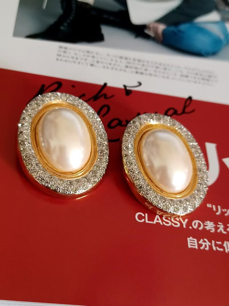 vintage jewelry  典雅萊茵蛋型仿珠 夾式耳環