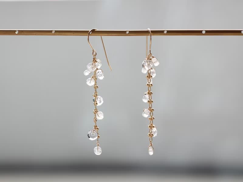 14kgf-moonstone & crystal line pierced earrings/can change to clip-on
