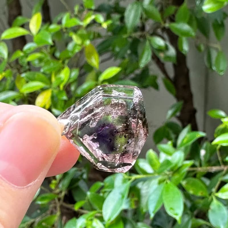一圖一物//紫黑毒液超級七水晶吊墜連925銀頸鍊 髮絲雲母礦物明顯