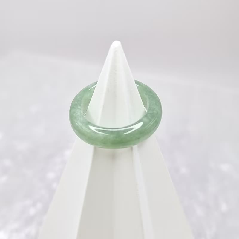 滿綠雪花 起冰戒指 玉戒 國際圍8 內徑15.1 | 天然緬甸玉A貨翡翠