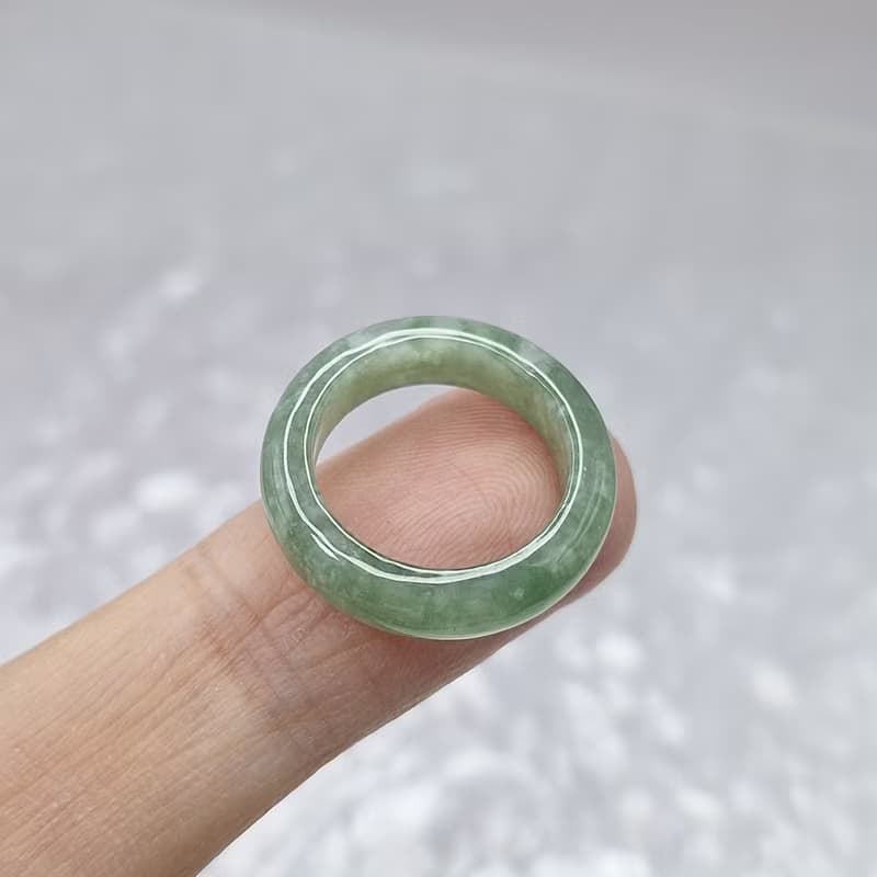 滿綠雪花 起冰戒指 玉戒 國際圍8 內徑15.1 | 天然緬甸玉A貨翡翠