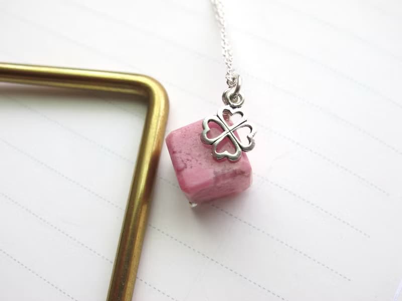 薔薇輝石 925純銀【幸運的薔薇】立體造型天然石項鍊款 加強心輪