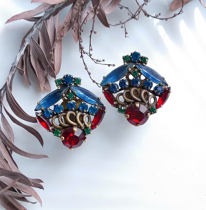 Vintage Jewelry 西洋古董飾品 WEISS 藍紅調 優雅萊茵 夾式耳環