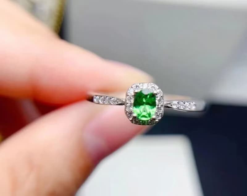 Tsavorite Garnet Ring, Genuine Tsavorite Garnet, Green Garnet Ring, Gifr For Her