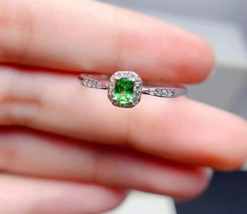 Tsavorite Garnet Ring, Genuine Tsavorite Garnet, Green Garnet Ring, Gifr For Her