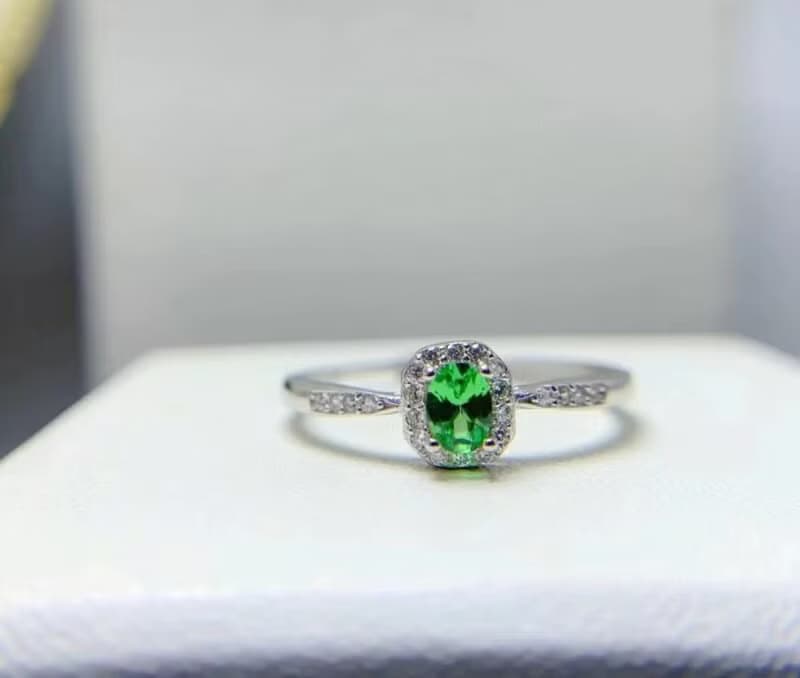 Tsavorite Garnet Ring, Genuine Tsavorite Garnet, Green Garnet Ring, Gifr For Her