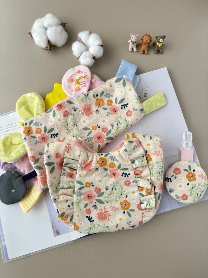 小花醬 彌月禮3件組  新生兒禮 圍兜兜   口水巾