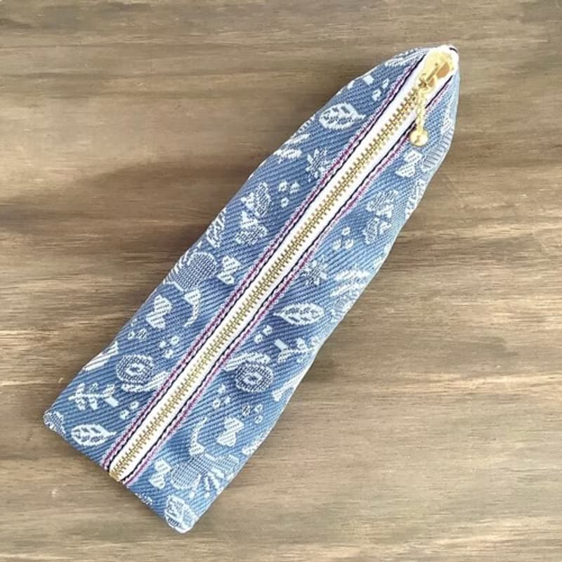 【小鳥と花と・・・】畳縁　テトラ型　ペンケース　薄花色　ブルーグレー　大人可愛い