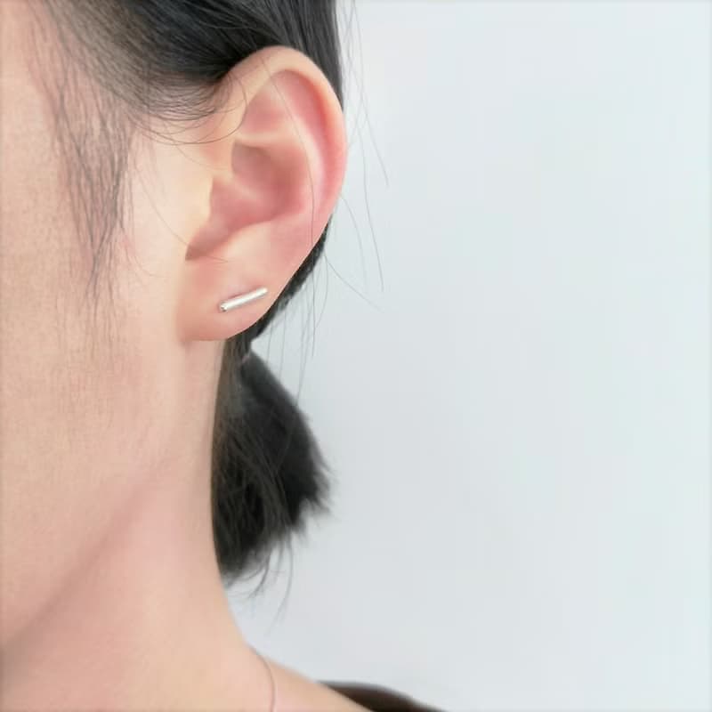 │簡約│小圓柱 • 純銀耳環 • 設計師原創