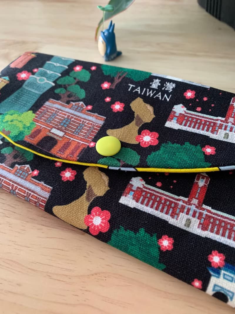 文青風優質萬用紅包袋Team Taiwan 璀璨黑 蛇年 禮物 收納 濕紙巾