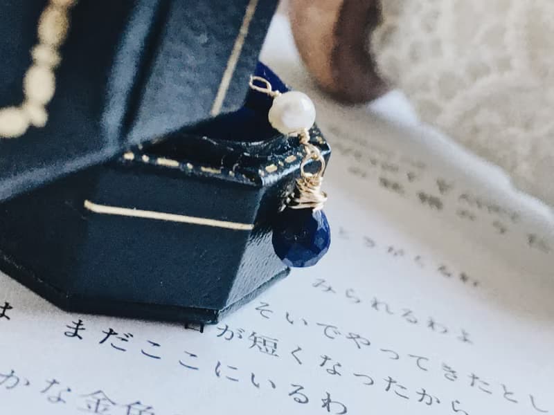 Enko |  花之圓舞曲 14K包金 青金石淡水珍珠耳環耳夾