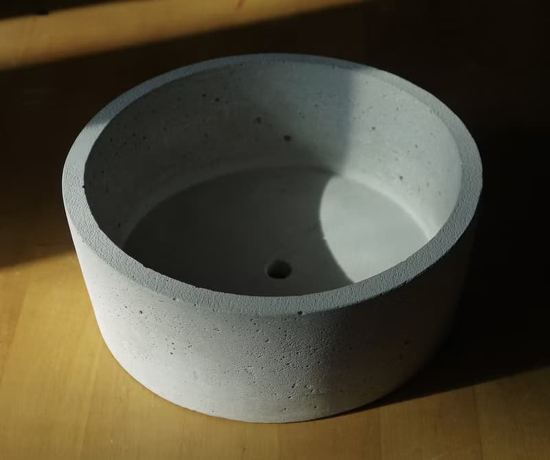 水泥圓花器