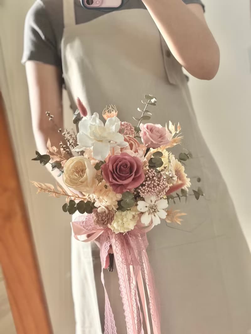 sueing_blossom  永生玫瑰捧花 乾燥花捧花 婚紗 婚禮 婚紗道具