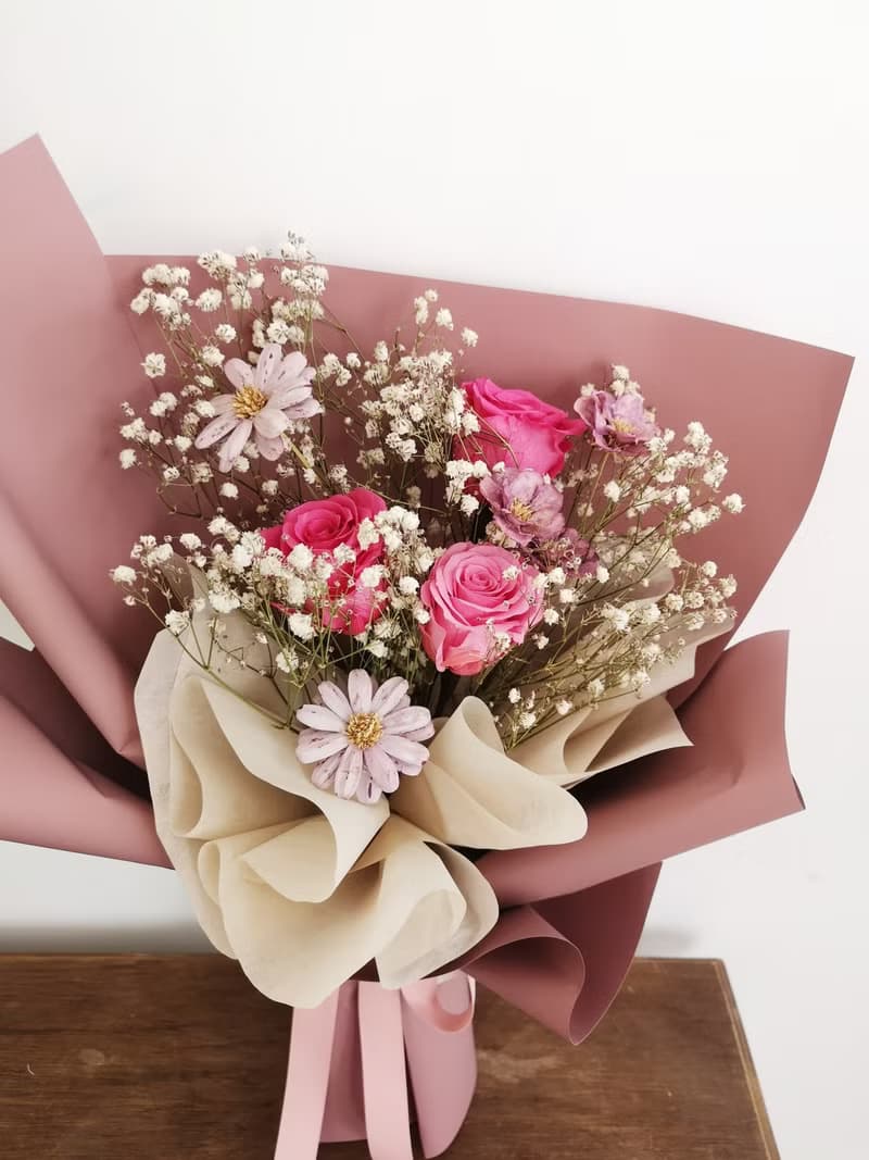 【永生玫瑰花花束】• 情人節/永生玫瑰花/永生玫瑰花花束/玫瑰花