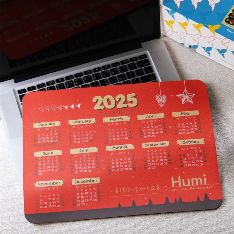 【Humi_2025年曆滑鼠墊】桌墊/辦公桌墊/交換禮物/新年禮物