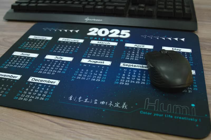 【Humi_2025年曆滑鼠墊】桌墊/辦公桌墊/交換禮物/新年禮物
