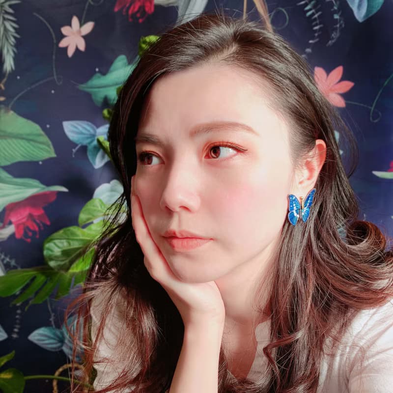 耳環 光明女神閃蝶 刺繡 蝴蝶 手工 珍珠 耳夾 生日  禮物