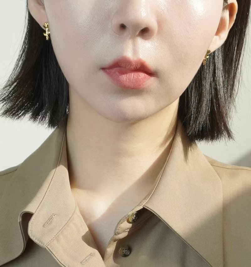 (925 Sterling Silver) Flower earrings