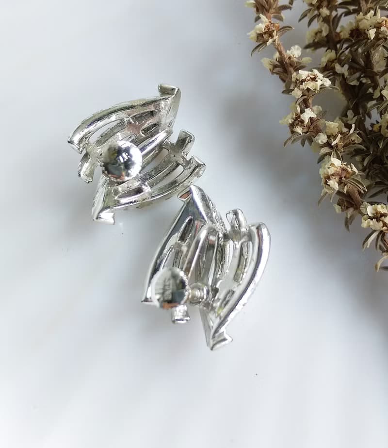 Vintage Jewelry 西洋古董飾品 STAR 銀色調 簍空幾何 栓式耳環