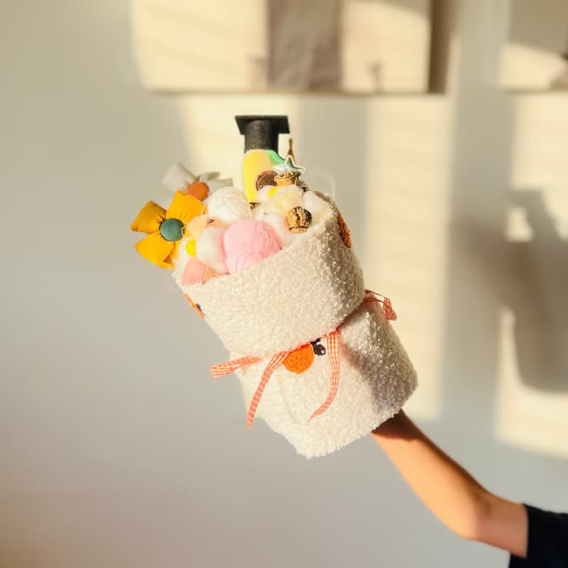 現貨秒出 棉花糖畢業花束送燈串 學士帽永生花造型