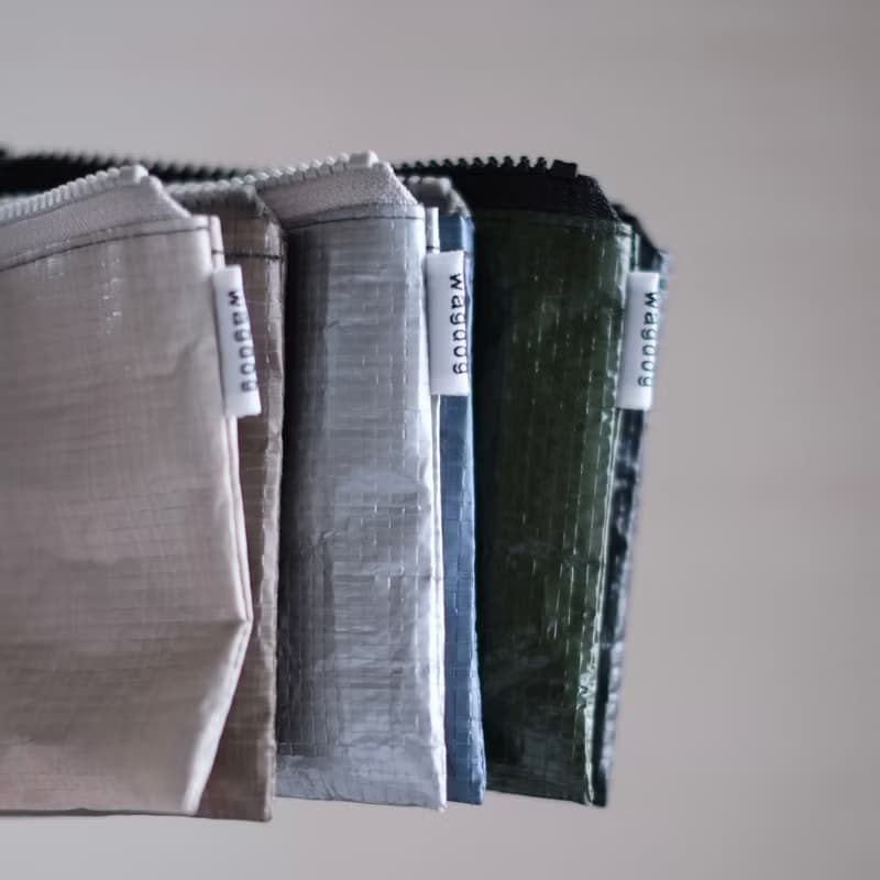 【2TONE mini wallet】3つの収納 超軽量撥水 ポリエチレン ミニウォレット