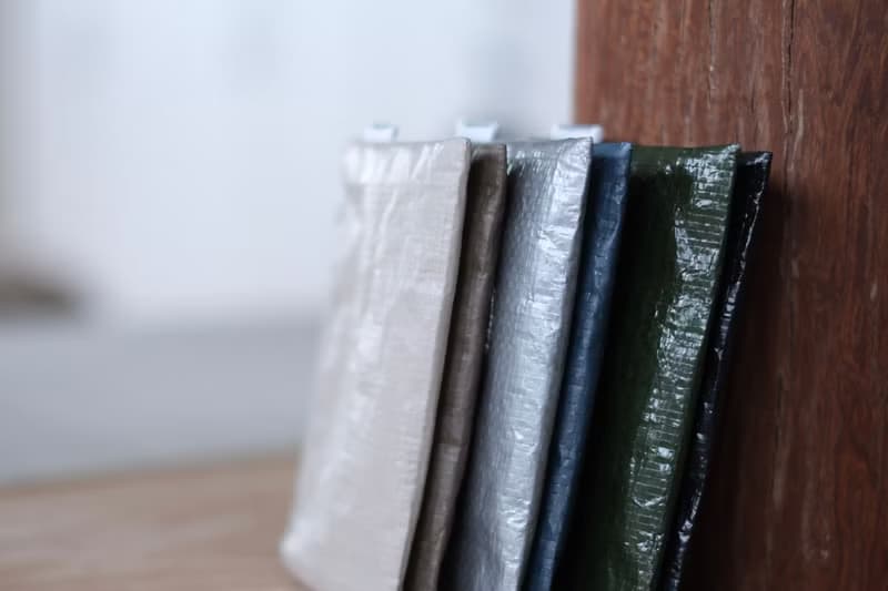 【2TONE mini wallet】3つの収納 超軽量撥水 ポリエチレン ミニウォレット