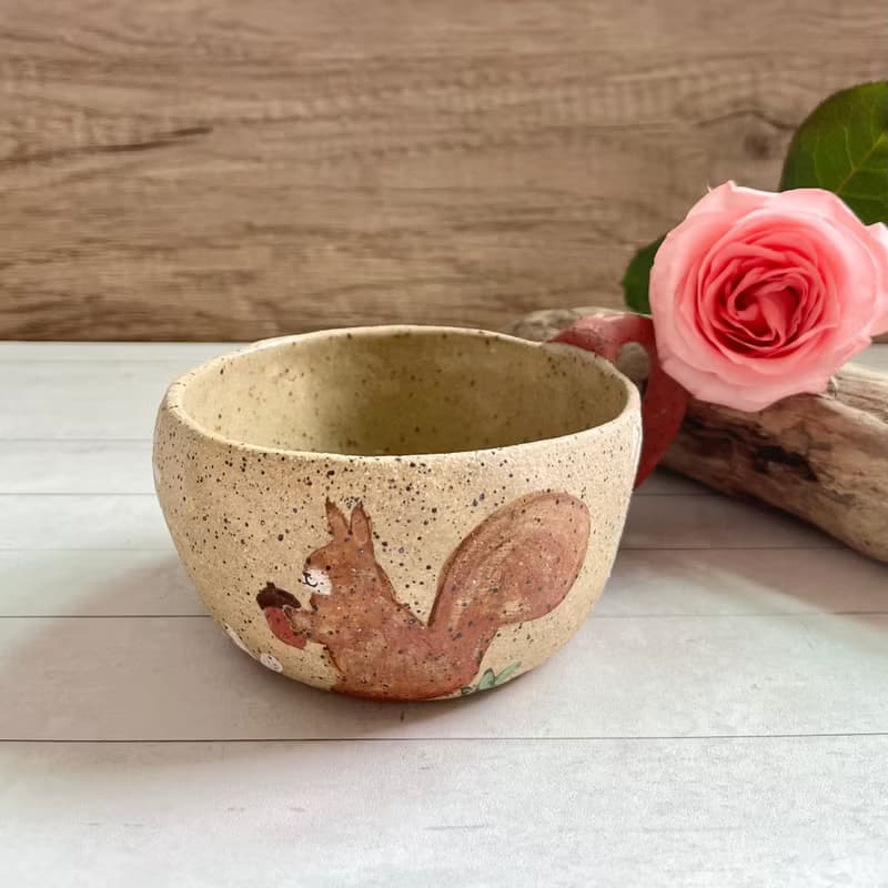 A Lu 小松鼠陶杯/禮物/手作手繪 美國進口含砂陶 原創僅此一件