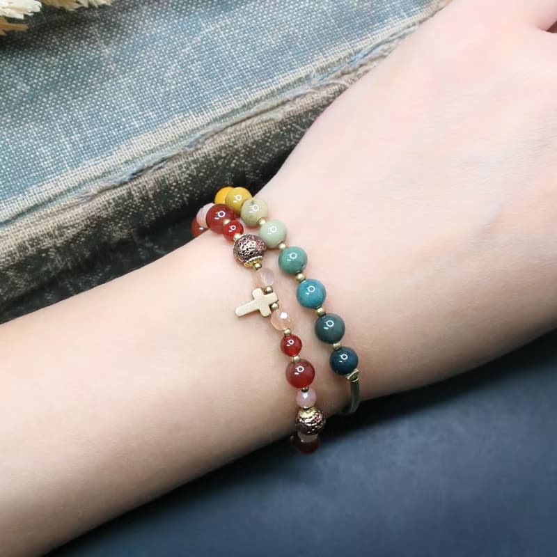 VIIART。思念。橙月光紅瑪瑙火山石黃銅手鍊 | 復古十字架念珠