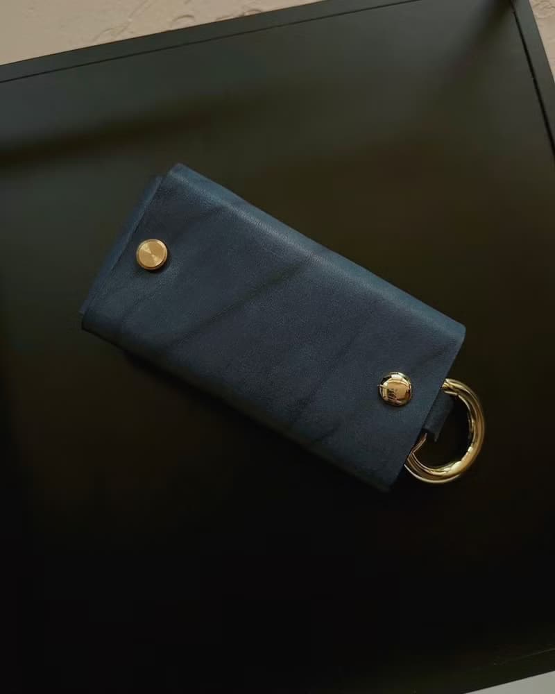 植鞣皮革經典鑰匙包－深藍紋