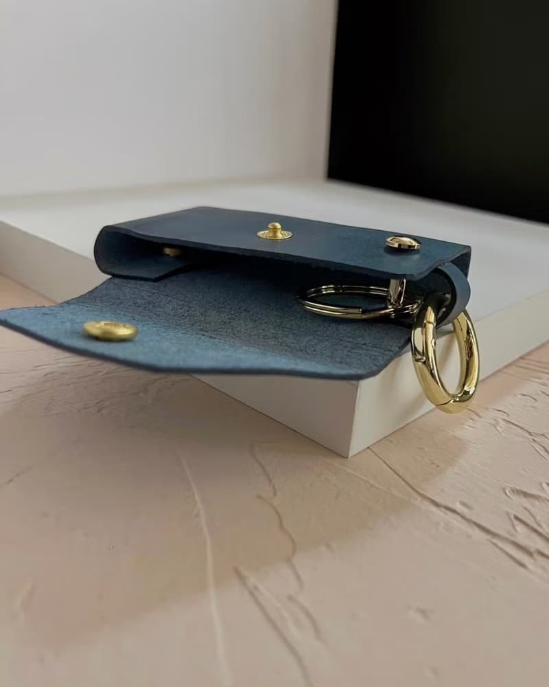 植鞣皮革經典鑰匙包－深藍紋