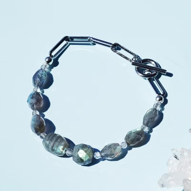 ラブラドライトとサージカルステンレスのブレスレット　不知火 しらぬい
