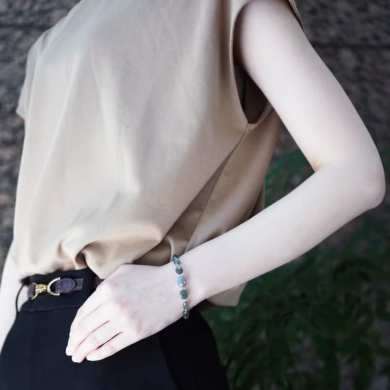 ラブラドライトとサージカルステンレスのブレスレット　不知火 しらぬい