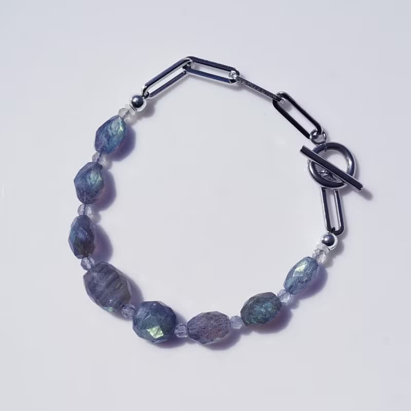 ラブラドライトとサージカルステンレスのブレスレット　不知火 しらぬい