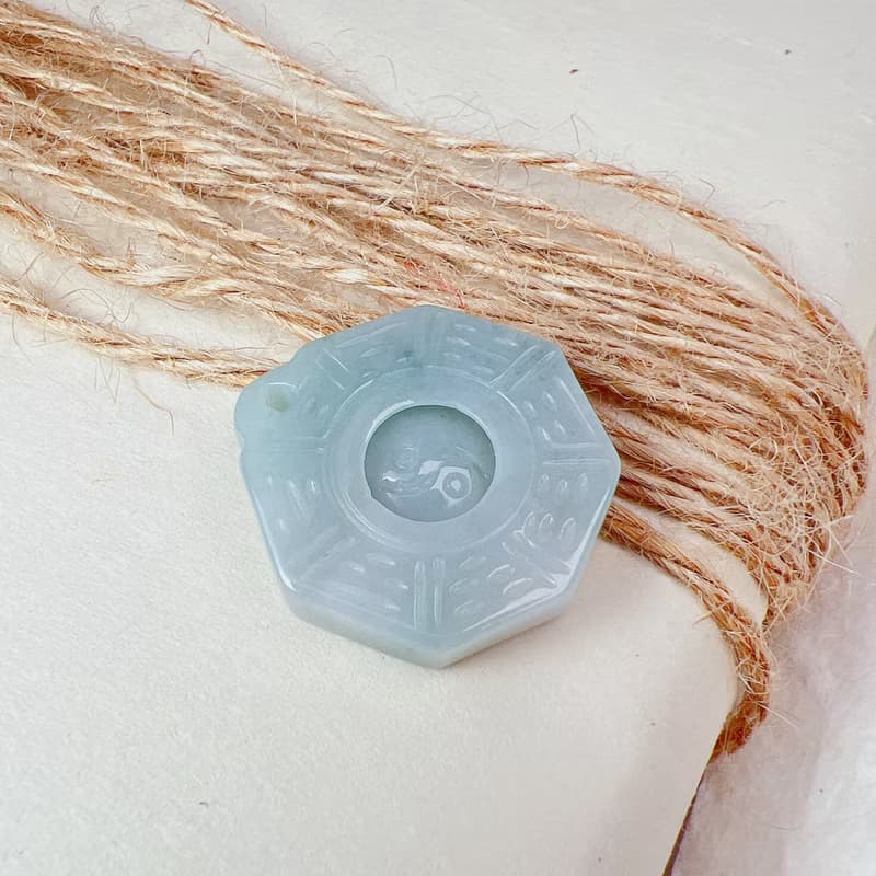 【擋煞‧避邪】飄藍花翡翠八卦項鍊 | 天然緬甸玉A貨翡翠 | 送禮