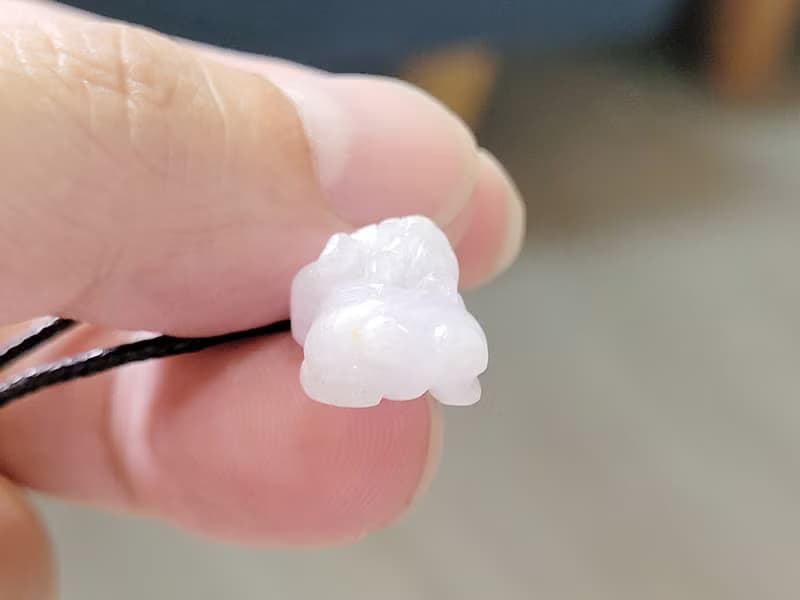 親翠 天然翡翠 冰紫羅蘭手工雕18K金扣頭小貔貅皮繩鎖骨鏈