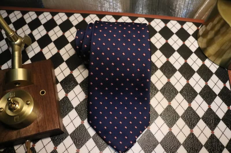 深藍色紅波點真絲領帶商務系列禮盒裝