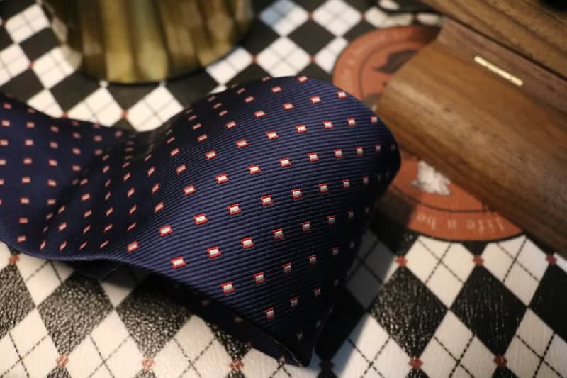 深藍色紅波點真絲領帶商務系列禮盒裝