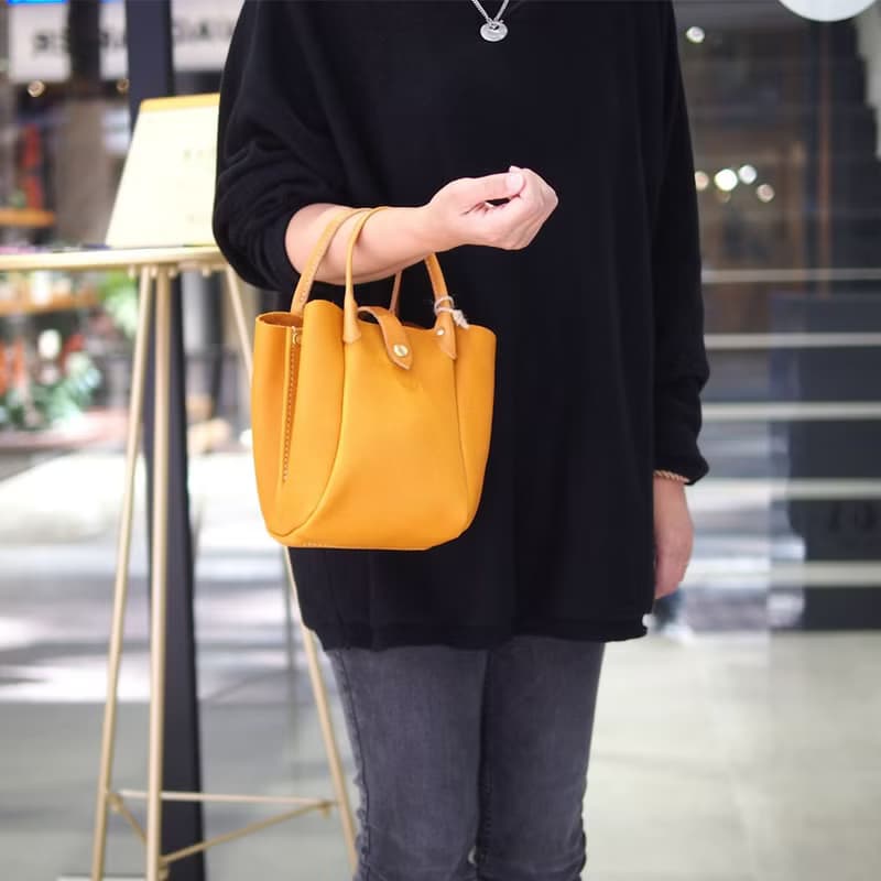 日本手作 摺邊長筒型牛皮側背/手拿包Made in Japan by CHAM