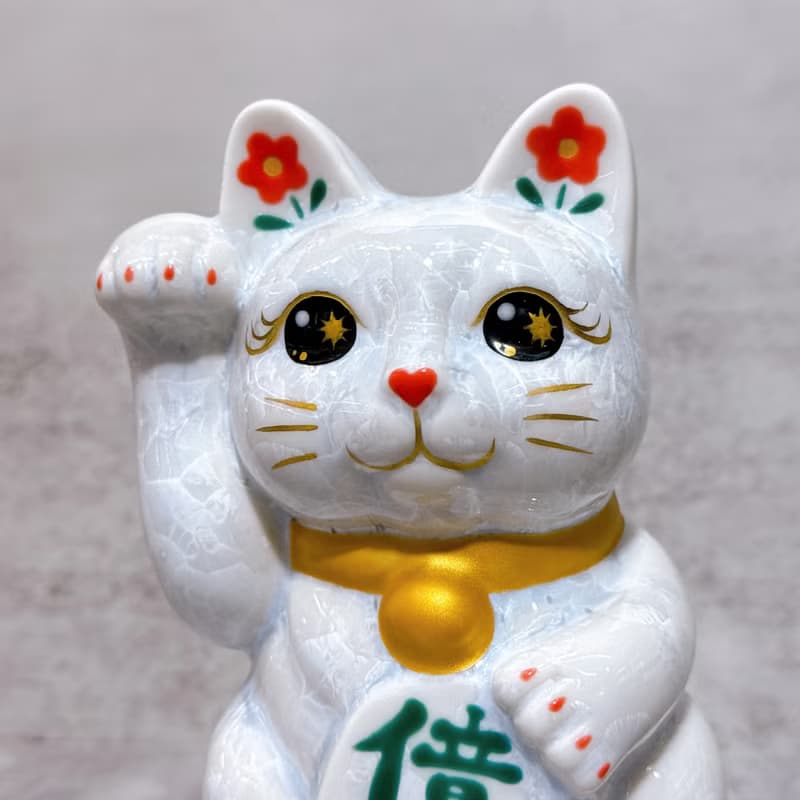 【福聚瓷靈】日本清水燒招財貓 | 花結晶 白 億萬両 右