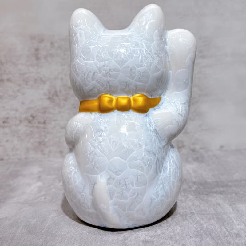 【福聚瓷靈】日本清水燒招財貓 | 花結晶 白 億萬両 右